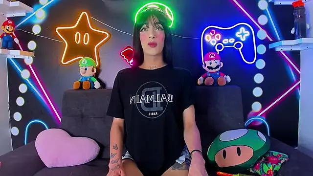 Unleash your urge for fetish cams livestreamers with our pick of steaming hot models, versed in the art of seduction and indulgence.