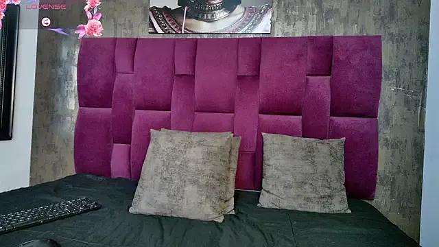 Unleash your urge for fetish cams livestreamers with our pick of steaming hot models, versed in the art of seduction and indulgence.