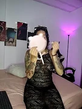 Unleash your urge for fetish cams livestreamers with our pick of steaming hot models, versed in the art of seduction and indulgence.