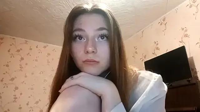 Sophiecuttie from StripChat is Freechat