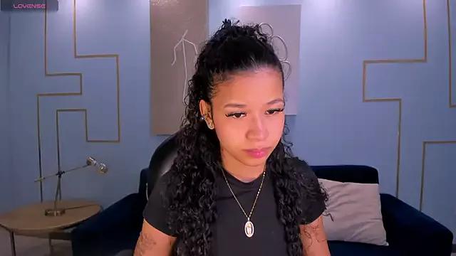 SophieHouston_ from StripChat is Freechat