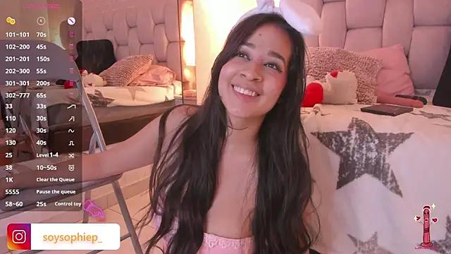 Unleash your urge for fetish cams livestreamers with our pick of steaming hot models, versed in the art of seduction and indulgence.