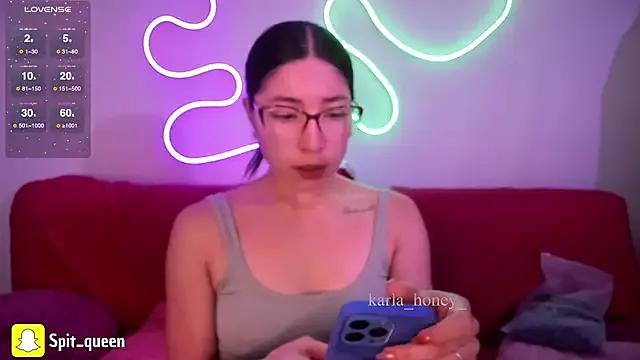 Unleash your urge for fetish cams livestreamers with our pick of steaming hot models, versed in the art of seduction and indulgence.