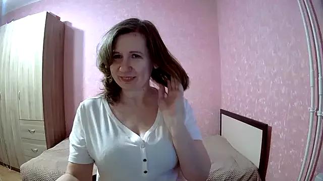 Starsan from StripChat is Freechat