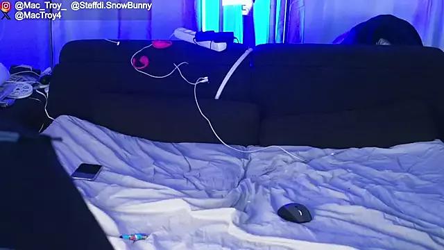 Unleash your urge for fetish cams livestreamers with our pick of steaming hot models, versed in the art of seduction and indulgence.