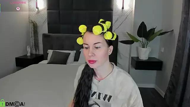 Stella_Leon from StripChat is Freechat