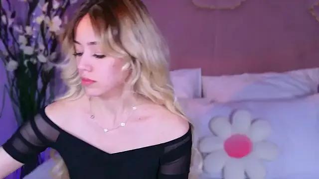 STELLA_RICH from StripChat is Freechat