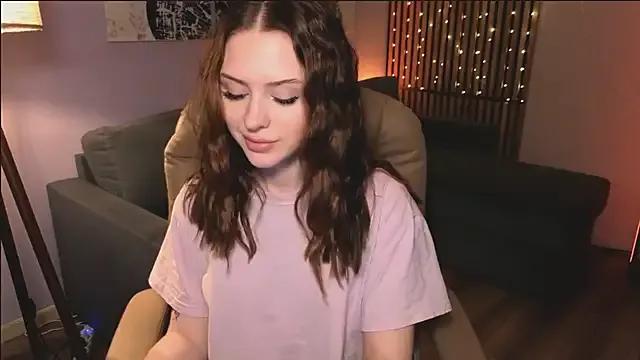 StellaryShy from StripChat is Freechat