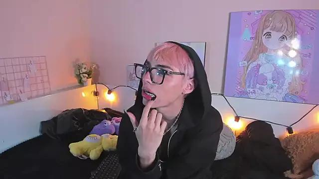 Unleash your urge for fetish cams livestreamers with our pick of steaming hot models, versed in the art of seduction and indulgence.