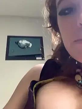strawberrymilkkk from StripChat is Freechat