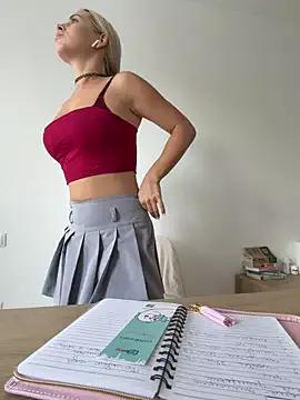 Unleash your urge for fetish cams livestreamers with our pick of steaming hot models, versed in the art of seduction and indulgence.