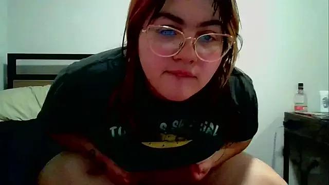 sugarbabby from StripChat is Freechat