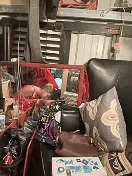 SummerBlueMoon from StripChat is Freechat