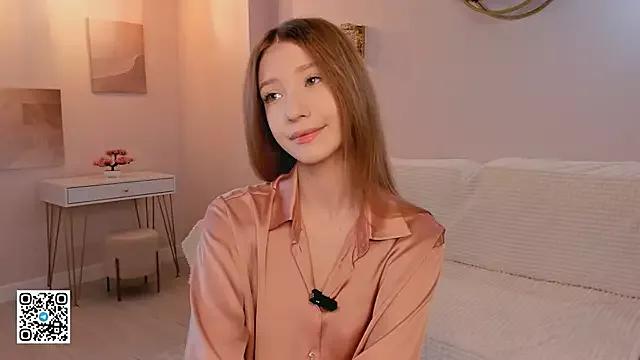 SunnivaCovil from StripChat