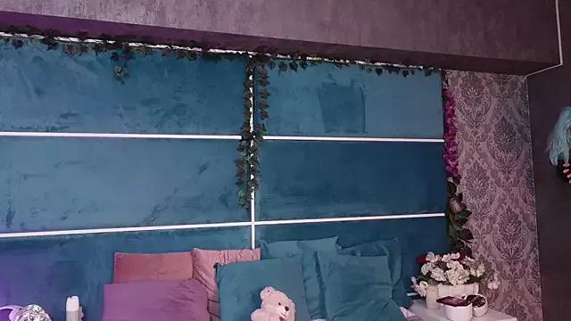 Unleash your urge for fetish cams livestreamers with our pick of steaming hot models, versed in the art of seduction and indulgence.