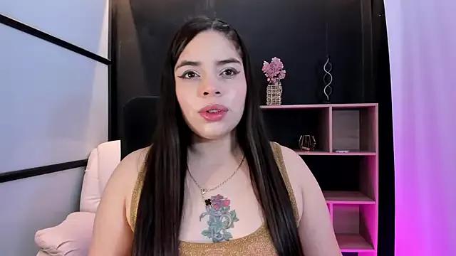 Unleash your urge for fetish cams livestreamers with our pick of steaming hot models, versed in the art of seduction and indulgence.