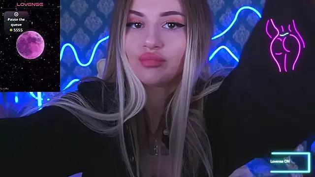 Sunshine_Li from StripChat is Freechat
