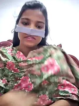Sweet-Moyna from StripChat is Freechat