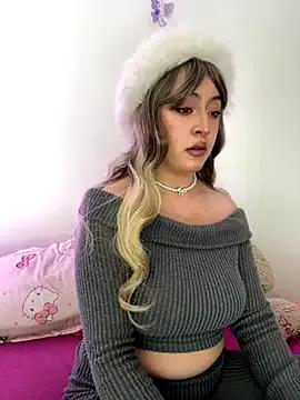 Unleash your urge for fetish cams livestreamers with our pick of steaming hot models, versed in the art of seduction and indulgence.