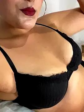 Sweet_Angelacska from StripChat is Freechat