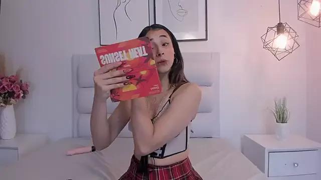 Unleash your urge for fetish cams livestreamers with our pick of steaming hot models, versed in the art of seduction and indulgence.