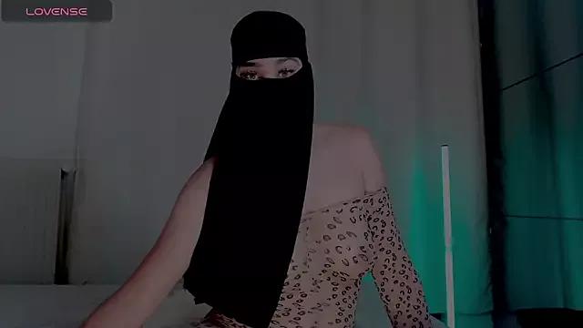 Unleash your urge for fetish cams livestreamers with our pick of steaming hot models, versed in the art of seduction and indulgence.