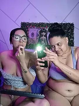 Unleash your urge for fetish cams livestreamers with our pick of steaming hot models, versed in the art of seduction and indulgence.