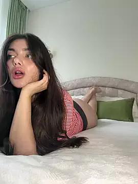 Unleash your urge for fetish cams livestreamers with our pick of steaming hot models, versed in the art of seduction and indulgence.