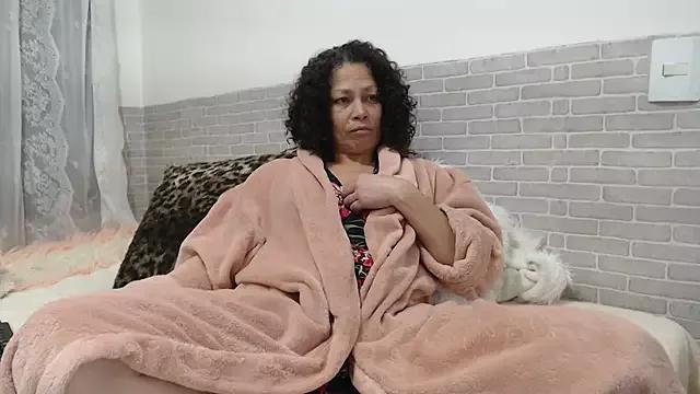 sweet_luana from StripChat is Freechat