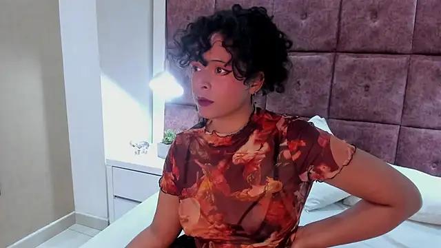 Unleash your urge for fetish cams livestreamers with our pick of steaming hot models, versed in the art of seduction and indulgence.