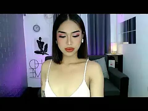 SweetAeshaMargaux from StripChat is Freechat