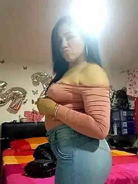 sweetappleeli from StripChat is Freechat