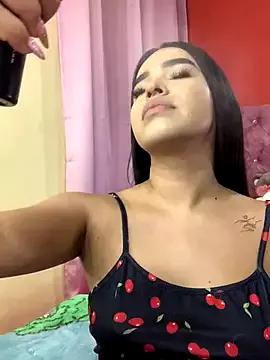 Unleash your urge for fetish cams livestreamers with our pick of steaming hot models, versed in the art of seduction and indulgence.