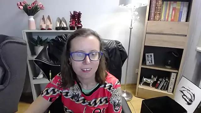 Unleash your urge for fetish cams livestreamers with our pick of steaming hot models, versed in the art of seduction and indulgence.