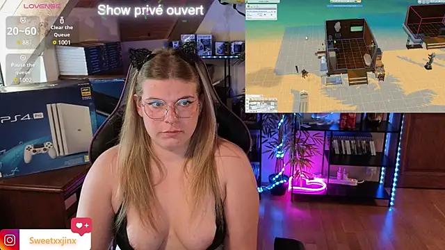 Unleash your urge for fetish cams livestreamers with our pick of steaming hot models, versed in the art of seduction and indulgence.