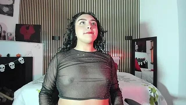 Unleash your urge for fetish cams livestreamers with our pick of steaming hot models, versed in the art of seduction and indulgence.