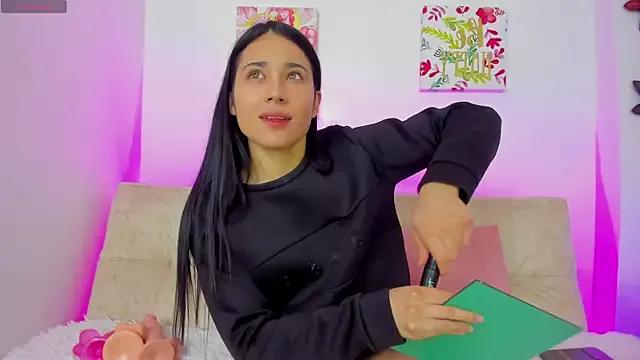 Unleash your urge for fetish cams livestreamers with our pick of steaming hot models, versed in the art of seduction and indulgence.