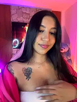 Unleash your urge for fetish cams livestreamers with our pick of steaming hot models, versed in the art of seduction and indulgence.