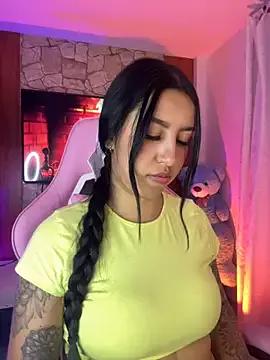 Unleash your urge for fetish cams livestreamers with our pick of steaming hot models, versed in the art of seduction and indulgence.