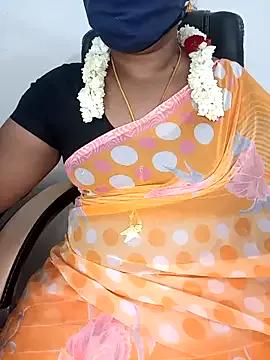 Tamil-hotwife from StripChat is Freechat