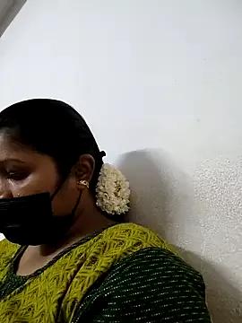 tamil_Miraclequeen from StripChat is Freechat