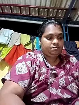 tamil_Vanthana from StripChat is Freechat