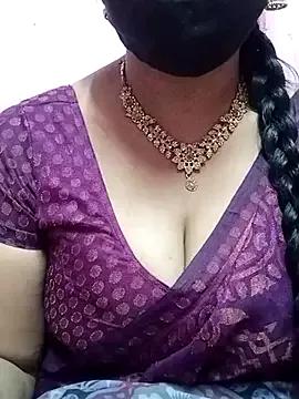 Tamilpriyamallu from StripChat is Freechat