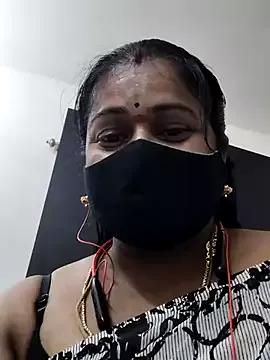 Tamilrojanew from StripChat is Freechat