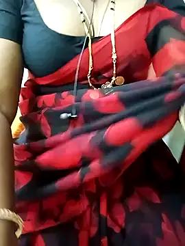 tamiltady from StripChat is Freechat