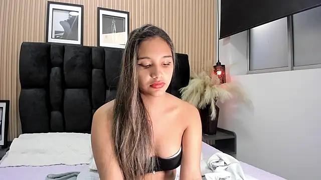 Unleash your urge for fetish cams livestreamers with our pick of steaming hot models, versed in the art of seduction and indulgence.