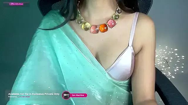 Tashaa from StripChat is Freechat