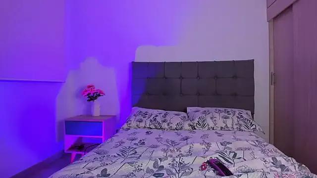 tati_santos from StripChat is Freechat