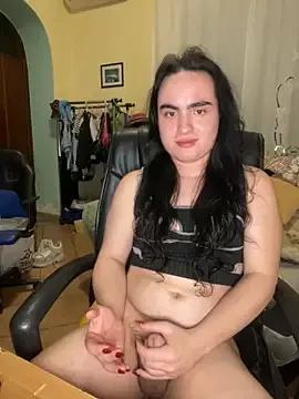 Unleash your urge for fetish cams livestreamers with our pick of steaming hot models, versed in the art of seduction and indulgence.