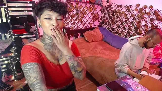 Unleash your urge for fetish cams livestreamers with our pick of steaming hot models, versed in the art of seduction and indulgence.